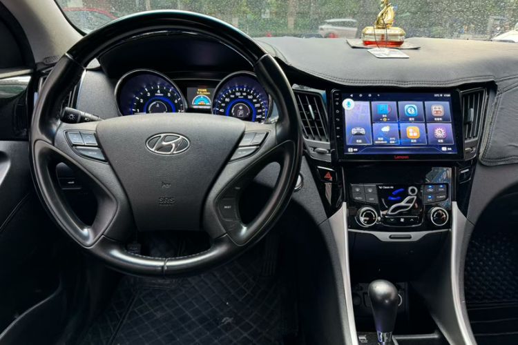 Used Hyundai Sonata 2014 2.4L Automatic Luxury Version China IV Standard
