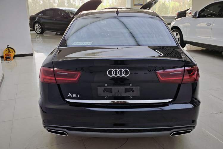 Used Audi A6L 2018 30th Anniversary Edition 35 TFSI Fashion Model
