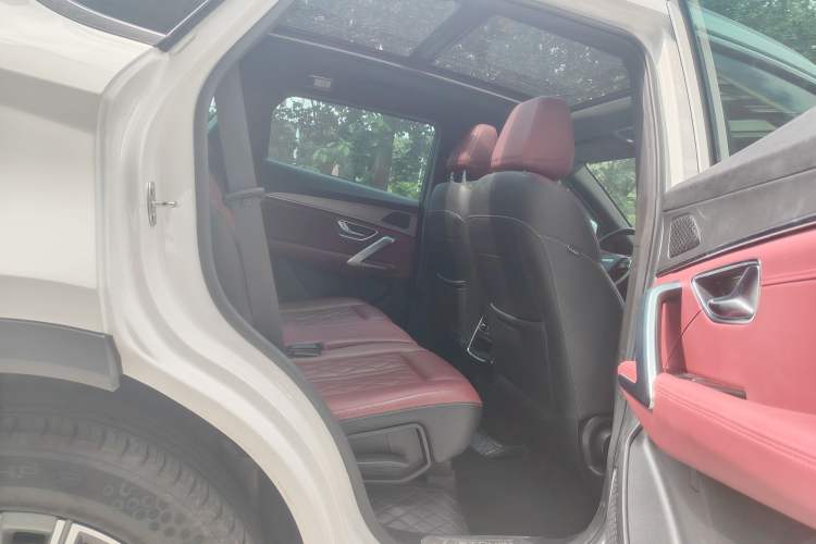 Used Jetour X70 PLUS 2024 Champion Edition 1.5T DCT Champion MAX 5-Seater