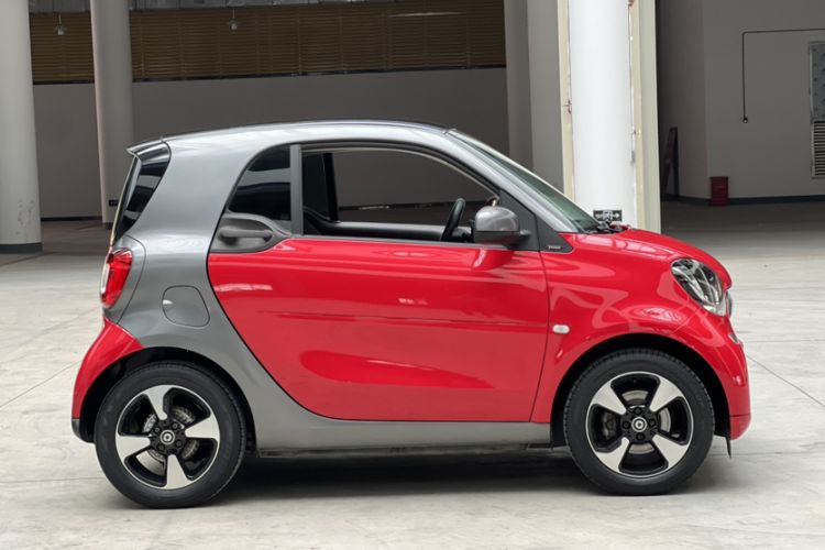 Used  fortwo 2018 1.0L 52kW Hardtop Passion Edition China V Standard
