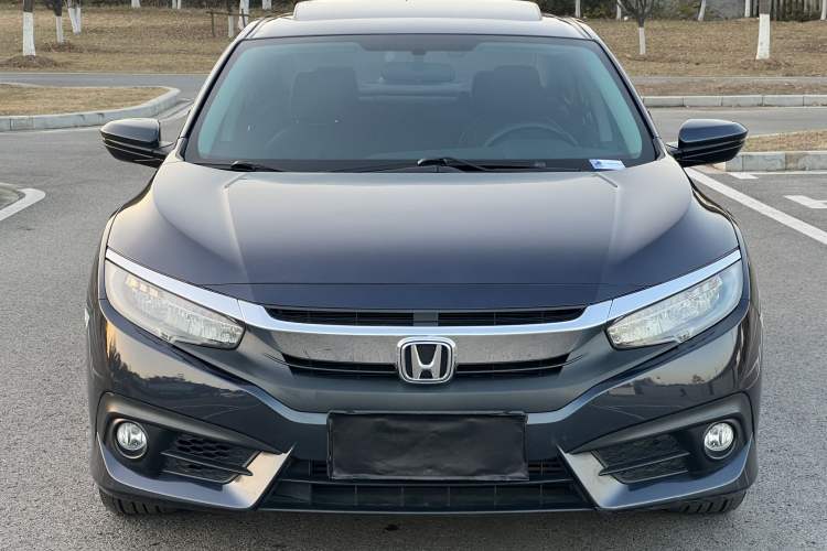 Used Honda Civic 2016 220TURBO CVT Prestige Edition

