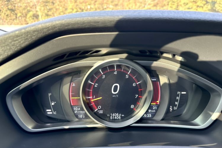 Used Volvo V40 2015 1.6T Zhiyi Edition