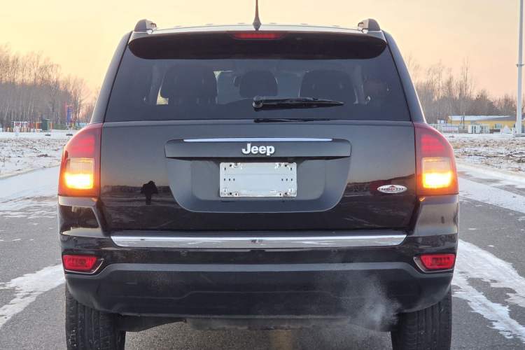 Used  Compass (Import) 2014 Revised Version 2.4L Four-Wheel Drive Comfort Edition
