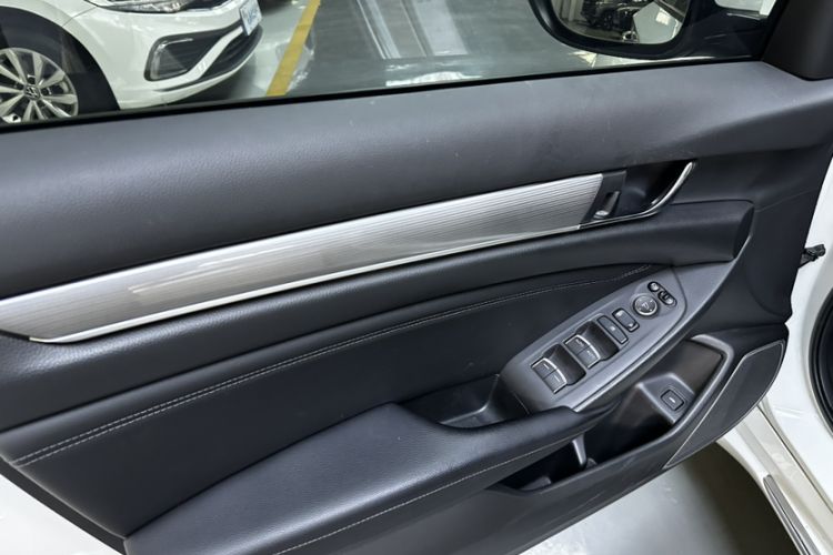 Used Honda Accord 2018 Rui Hybrid 2.0L Rui Ling Edition China VI
