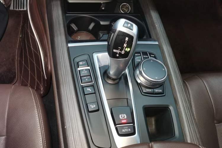 Used BMW X5 2017 xDrive28i
