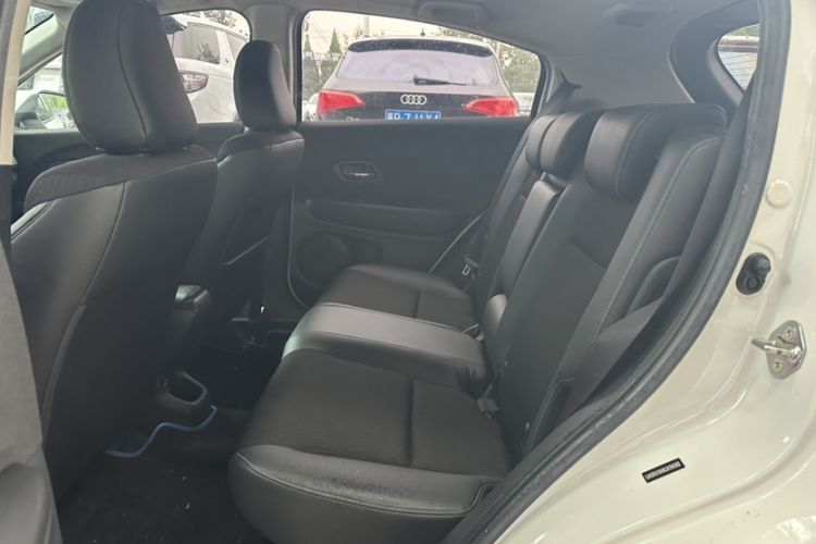 Used Honda Vezel 2020 1.5L CVT Pioneer Edition
