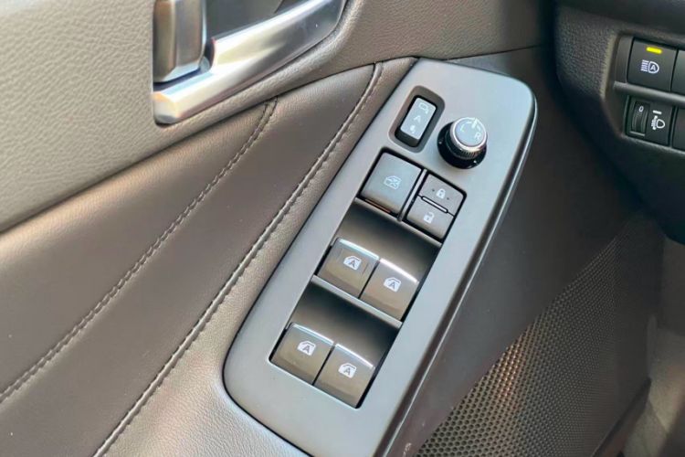 Used Toyota Avalon 2022 2.5L Luxury Edition