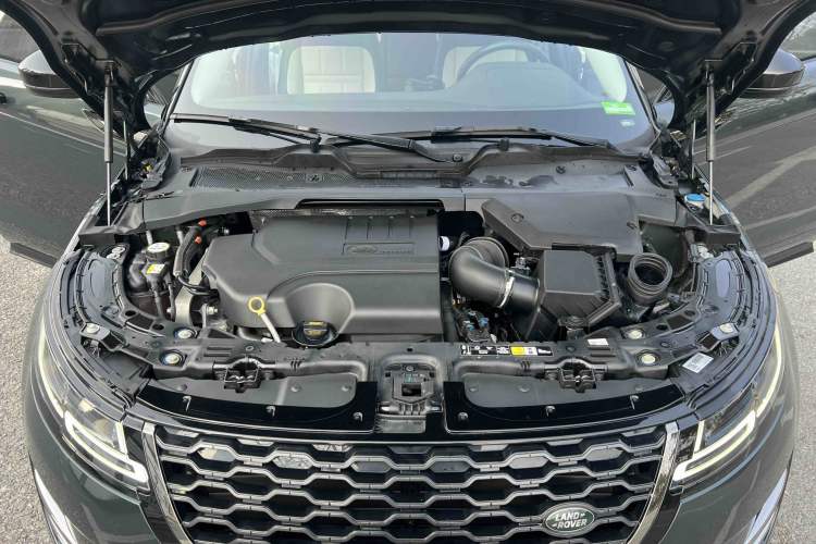 Used Land Rover Range Rover Evoque 2021 Range Rover Velar L 249PS R-Dynamic First Edition