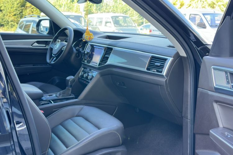 Used Volkswagen Teramont 2019 330TSI Two-Wheel-Drive Luxury Edition China VI Standard
