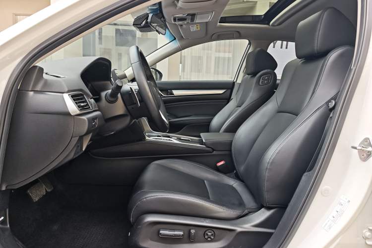 Used Honda Accord 2018 Rui Hybrid 2.0L Rui Ling Edition China VI
