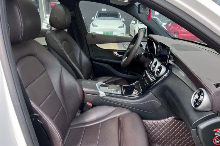 Used Mercedes-Benz GLC 2020 Facelifted GLC 260 L 4MATIC Dynamic Edition
