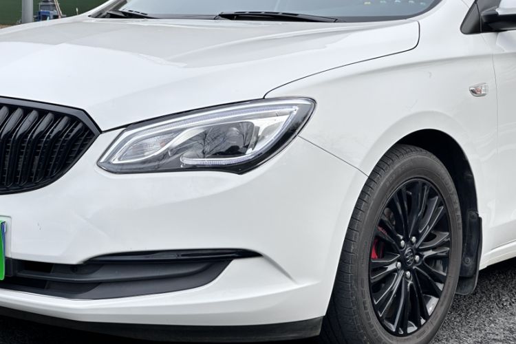 Used Buick GT 2017 15N Automatic Elite Version
