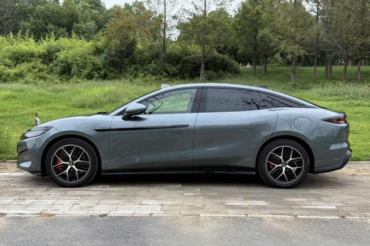 Used BYD Han L 2025 DM-p Four-Wheel-Drive LiDAR Flagship Model
