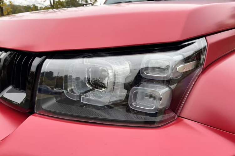 Used  BJ40 2024 2.0D Blade Hero Glory Edition
