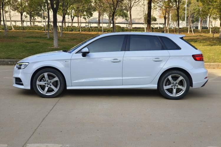 Used Audi A3 2020 Sportback 35 TFSI Fashion Edition China VI Emission Standard