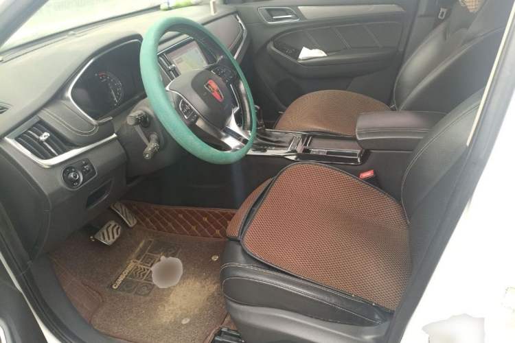 Used Roewe RX5 2016 30T Two-Wheel Drive Automatic Internet Smart Edition