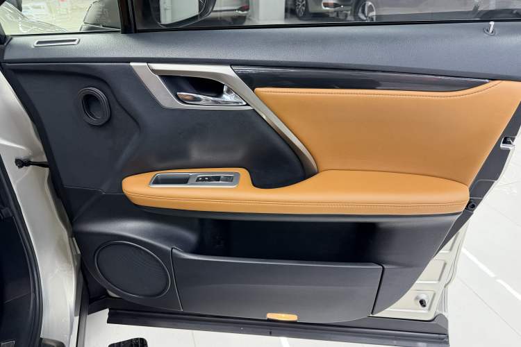 Used Lexus RX 2020 300 4x4 Elegant Edition China VI
