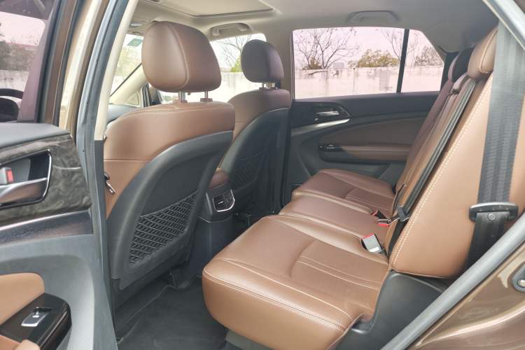 Used BYD S7 2017 2.0T Automatic Luxury Model
