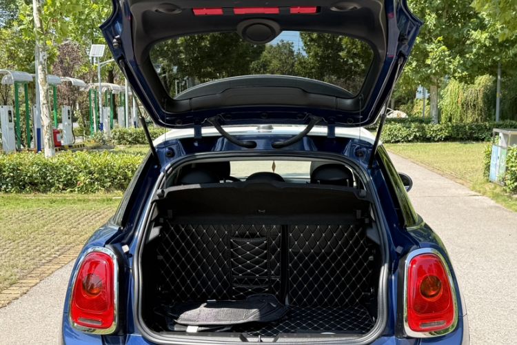 Used  MINI 2016 1.5T COOPER Five-Door Edition