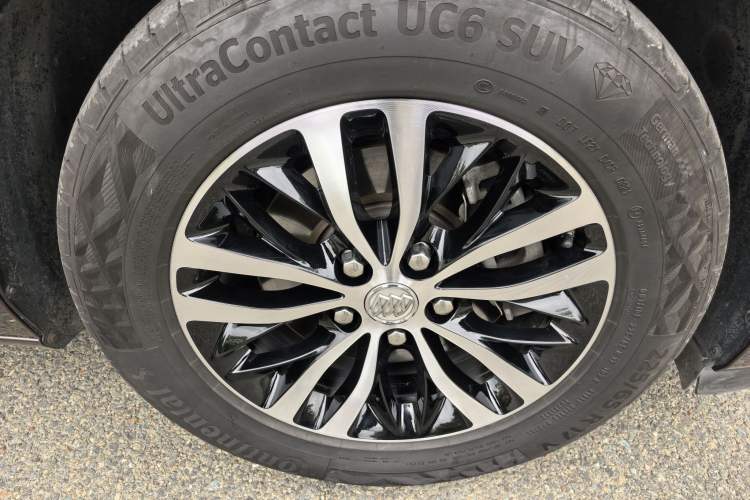 Used Buick GL8 2017 ES 28T Luxury Model China V Standard
