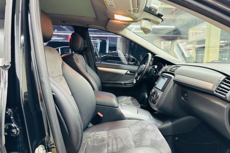 Used Mercedes-Benz R-Class 2014 R 320 4MATIC Business Model
