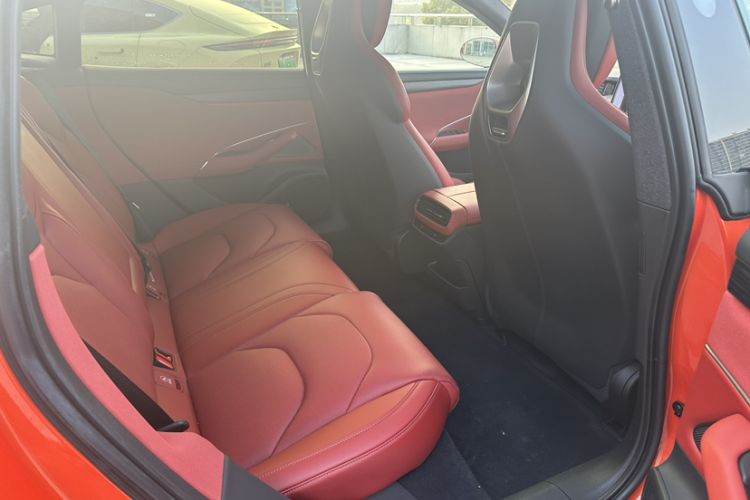 Used  SU7 2024 Rear-Drive Ultra-Long Range Advanced Pro-Level Intelligent Driving Version