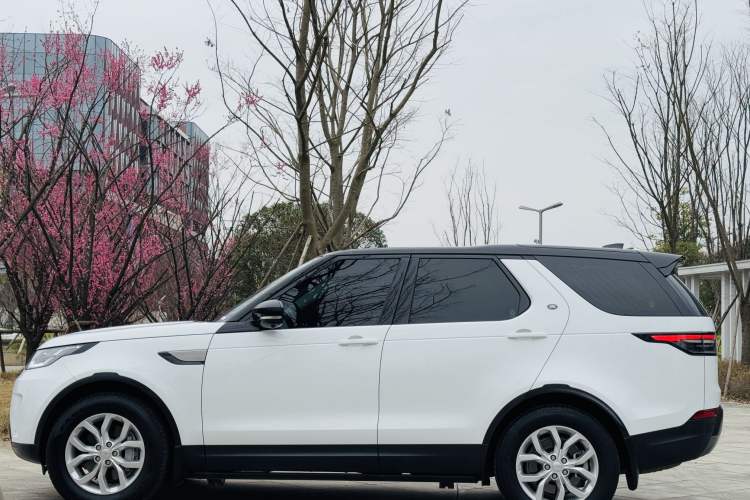 Used Land Rover Discovery 2018 3.0 SC V6 SE