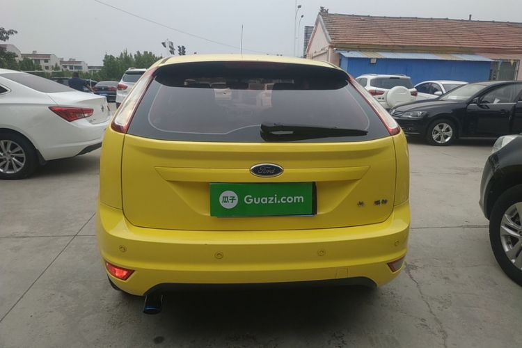 Used Ford Focus 2013 Hatchback Classic 1.8L Automatic Base Model
