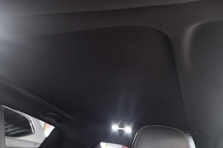 Used Changan UNI-T 2022 1.5T Prestige Version
