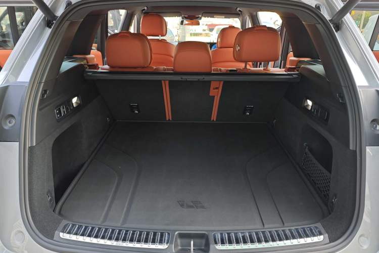 Used Li Auto L7 2023 Pro Model
