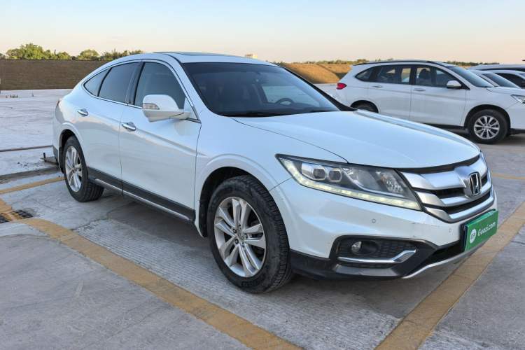 Used Honda Crosstour 2014 2.4L Luxury Edition
