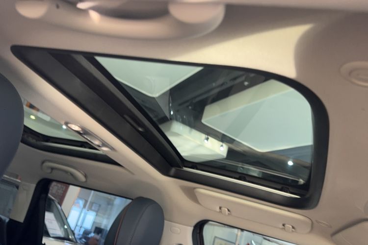 Used  Clubman 2016 Revised Version 2.0T COOPER S Geek Edition
