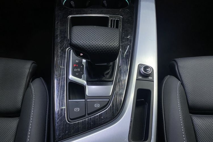 Used Audi A4L 2020 40 TFSI quattro Luxury Dynamic Model