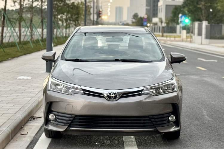 Used Toyota Corolla 2017 Revised Version 1.2T S-CVT GL
