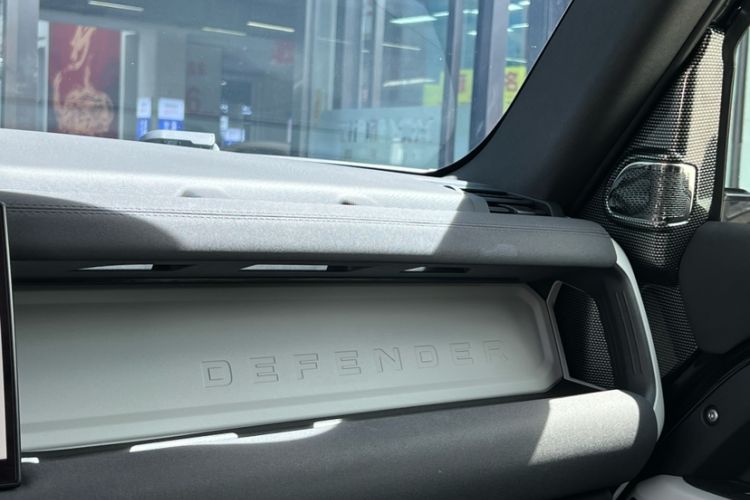 Used Land Rover Defender 2023 90 3.0T P400 XS