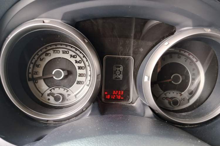 Used Mitsubishi Pajero 2015 3.0L Automatic Elite Plus Version China V Standard