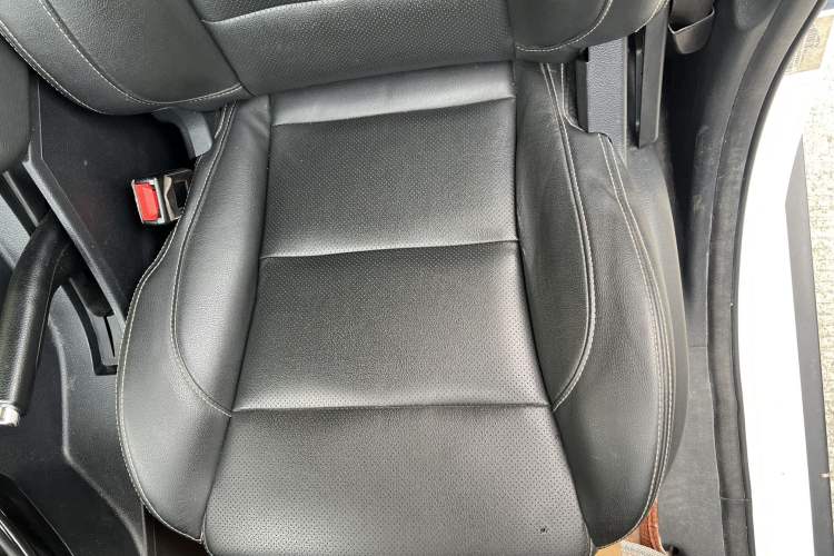 Used Dongfeng Fengon S560 2019 1.8L Manual Urban Model
