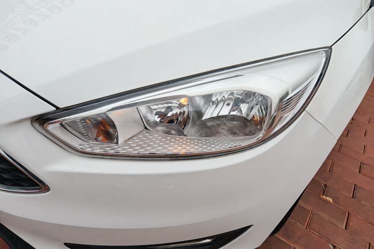 Used Ford Focus 2017 Hatchback 1.6L Automatic Comfort Plus SmartDrive Edition
