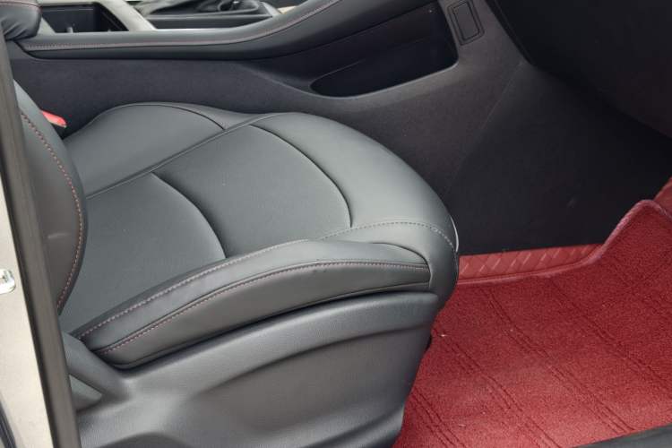 Used Roewe i5 2023 1.5L CVT Luxury Edition