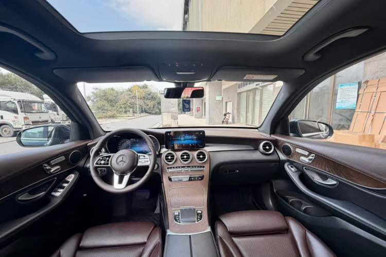 Used Mercedes-Benz GLC 2020 GLC 260 L 4MATIC Luxury Model