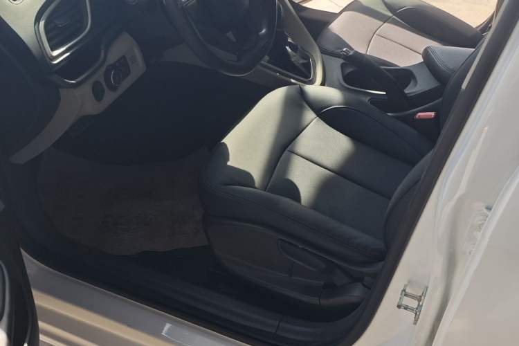 Used Buick GT 2015 15N Automatic Entry-Level Trim
