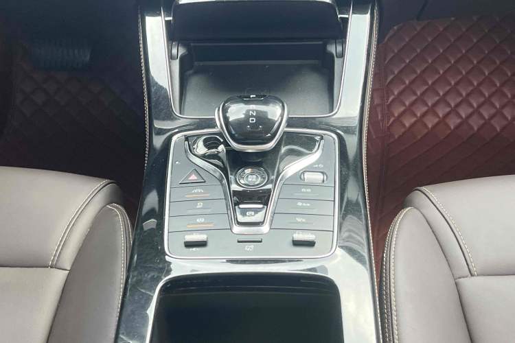 Used BYD Song MAX New Energy 2022 DM-i 105KM Flagship Model
