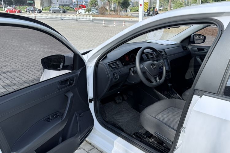 Used Volkswagen Santana 2021 1.5L Automatic Fashion Edition