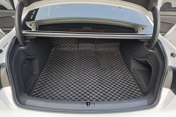 Used Audi A4L 2019 40 TFSI Ambition China VI