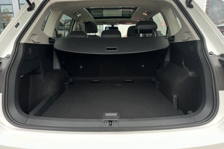 Used Volkswagen Tiguan L 2019 330TSI Automatic Two-Wheel Drive Panoramic Comfort Edition China VI Standard
