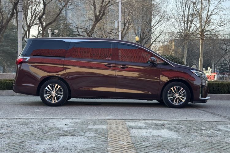 Used Buick GL8 2022 ES Landtrek 653T Comfort Edition