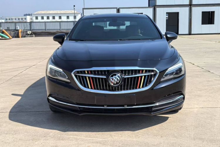 Used Buick LaCrosse 2018 28T Elite Edition
