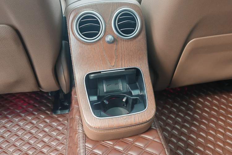 Used Mercedes-Benz E-Class 2023 E 260 L