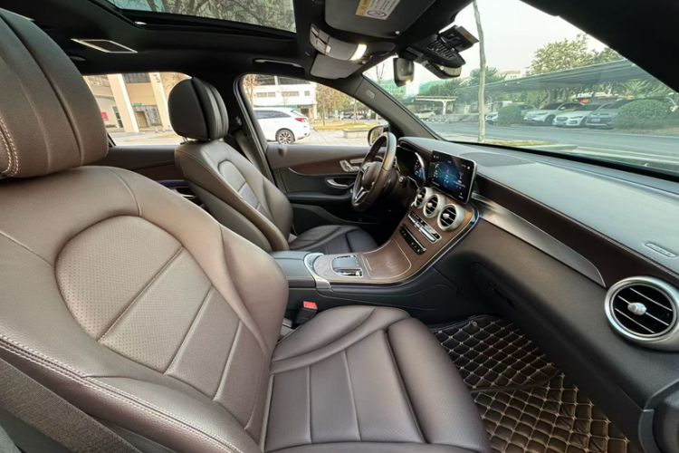 Used Mercedes-Benz GLC 2022 Second Facelift GLC 260 L 4MATIC Luxury Edition