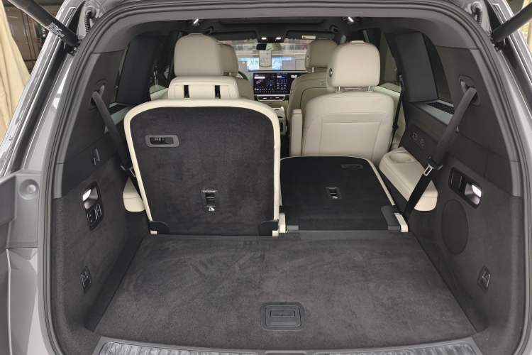 Used Li Auto L9 2022 Max model
